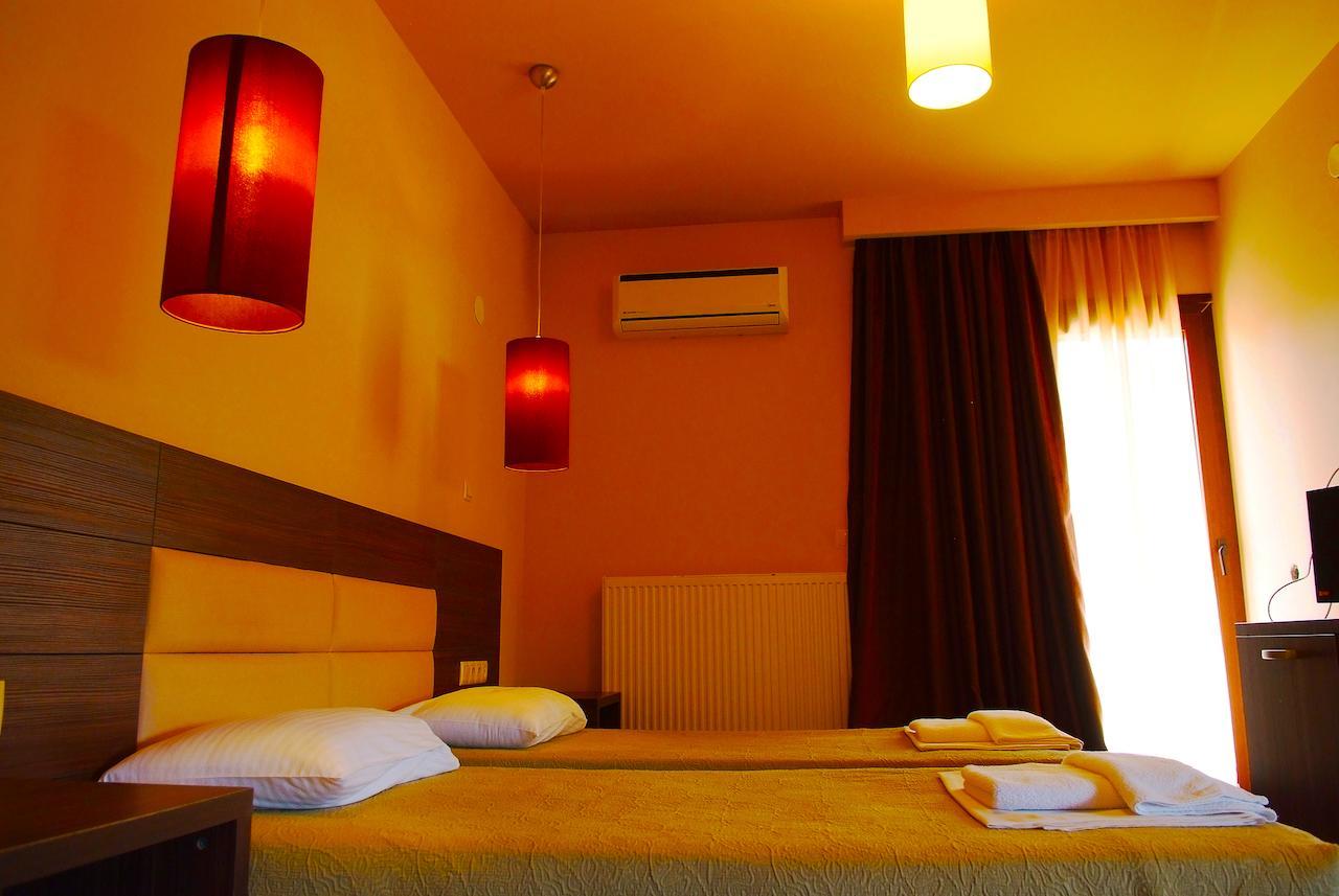 Plotini Hotel Dhidhimotikhon Zimmer foto