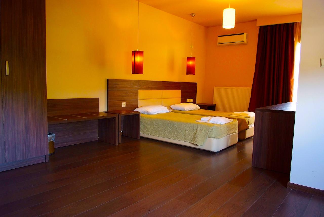 Plotini Hotel Dhidhimotikhon Zimmer foto